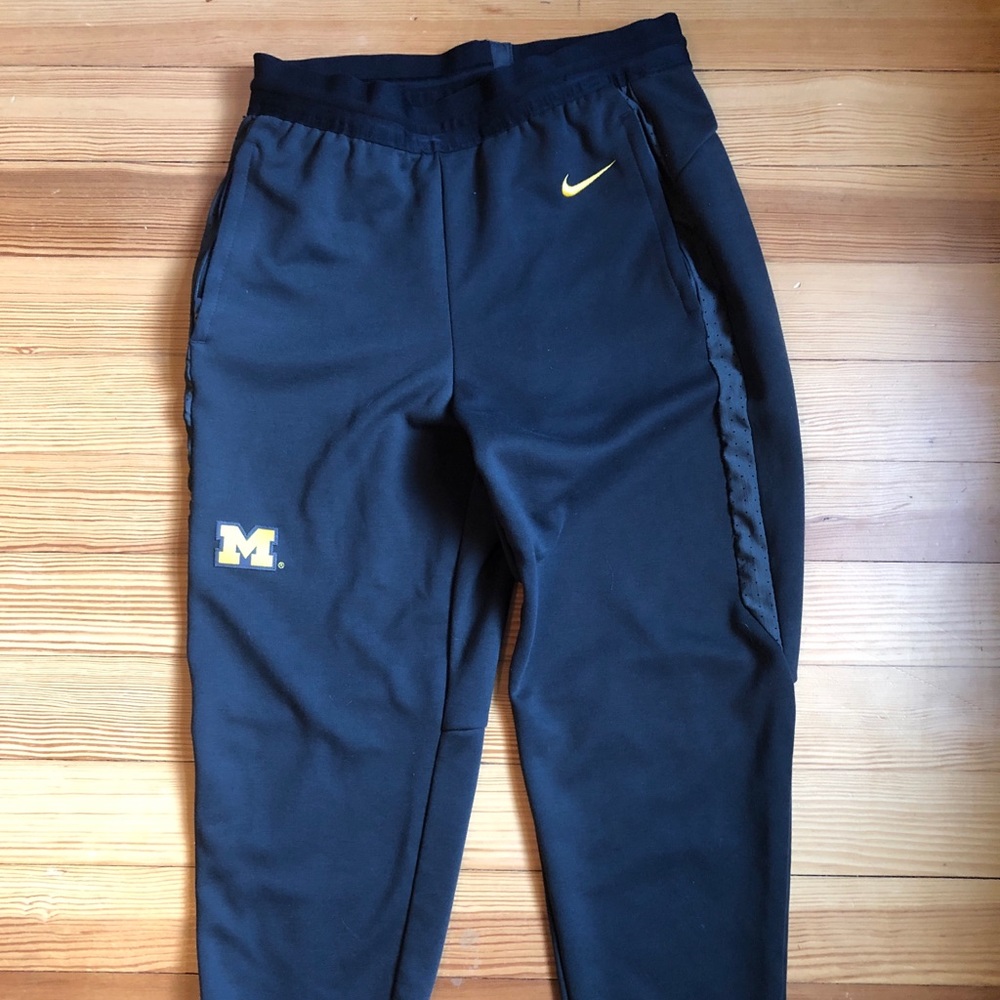 Michigan sweat pants